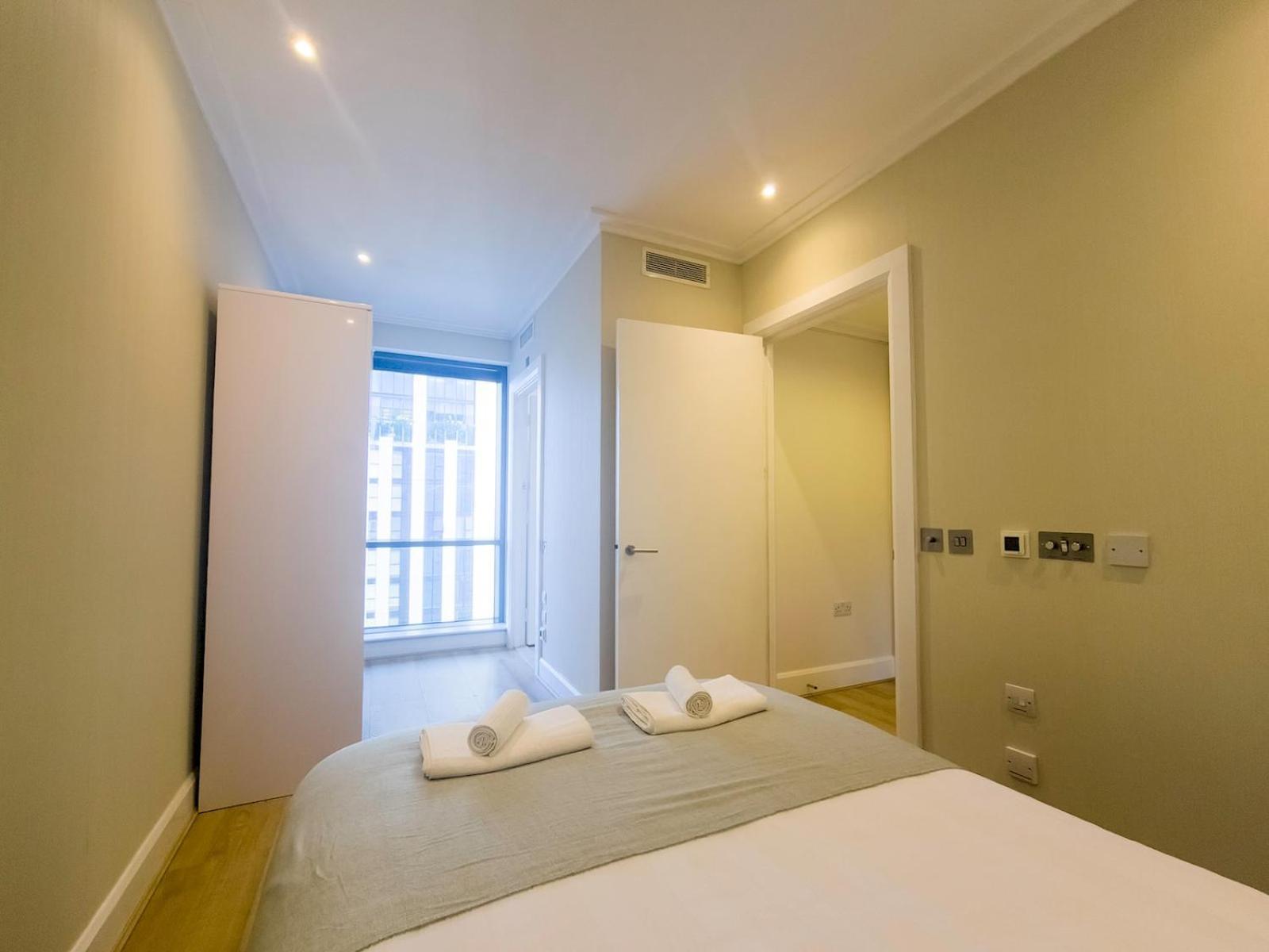 Penthouse With Stunning Canary Wharf Views Ptk