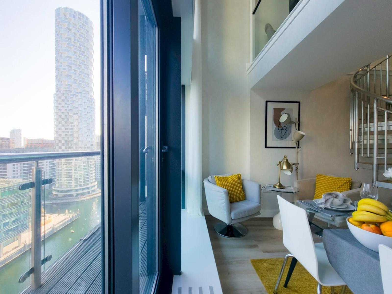 Penthouse With Stunning Canary Wharf Views Ptk Londra
